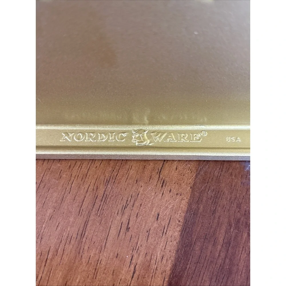 Nordic Ware Beehive Cake Pan, One, Gold